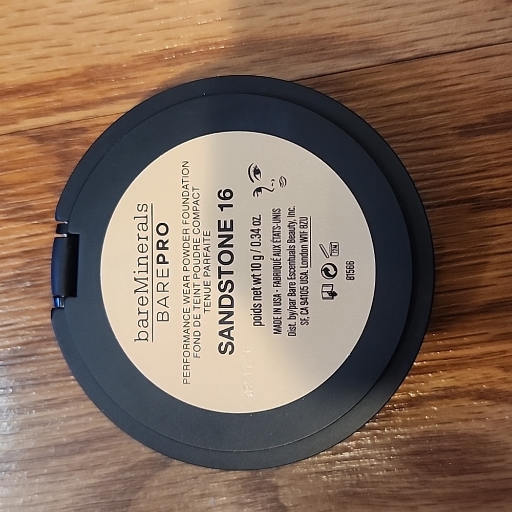 bareMinerals BAREPRO - Picture 2 of 3